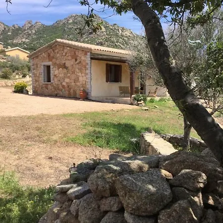 Tenuta Su Mastru Ferienhaus Olbia